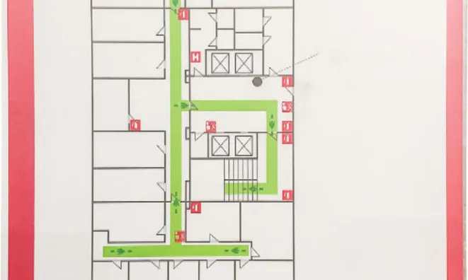 Недвижимость Коммерческое помещение в центре: 2