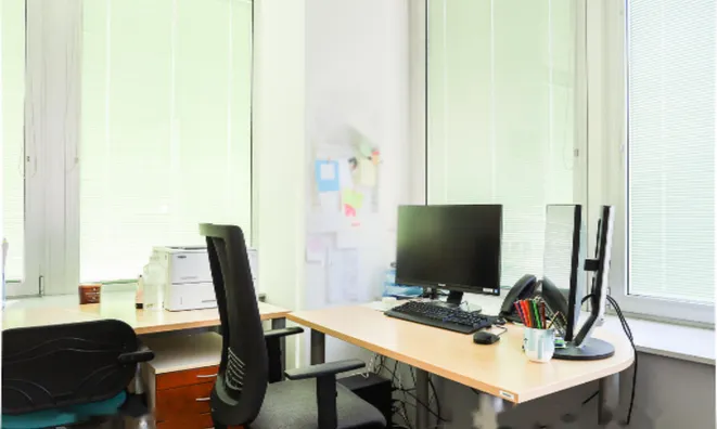 Недвижимость Коммерческое помещение в центре: 3