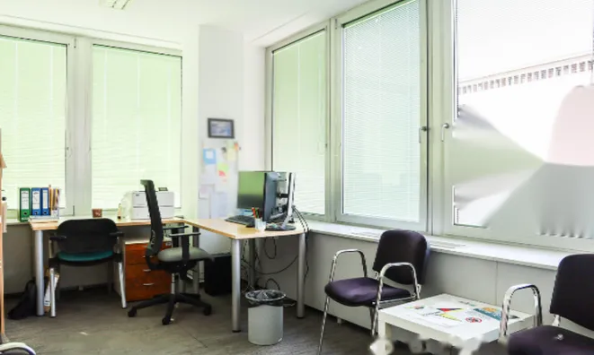 Недвижимость Коммерческое помещение в центре: 8