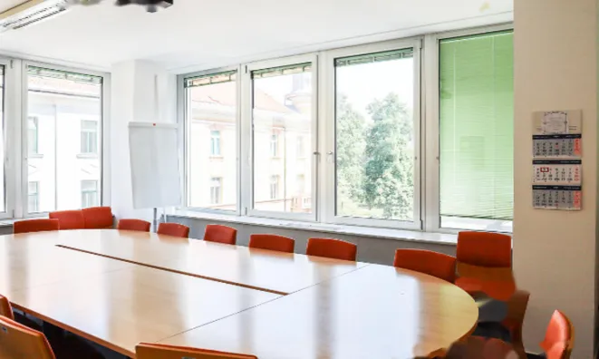 Недвижимость Коммерческое помещение в центре: 15