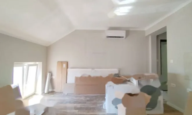 Недвижимость Четырехкомнатная квартира Центр: 15