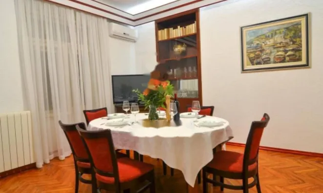 Недвижимость Квартира на первом этаже, Центр, Опатия: 1