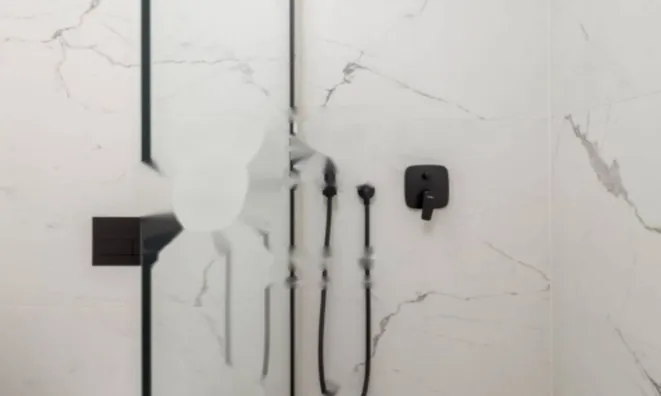 Недвижимость Трехкомнатная квартира Центр: 17