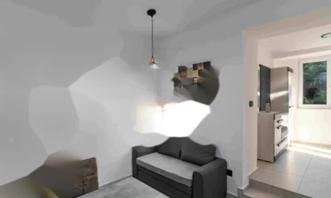 Недвижимость Двухкомнатная квартира в центре: 5