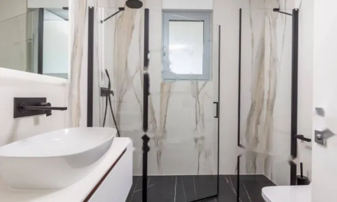 Недвижимость Четырехкомнатная квартира : 19