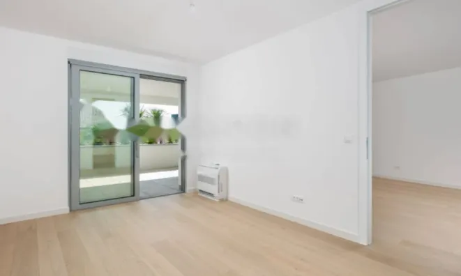 Недвижимость Двухкомнатная квартира, центр: 1