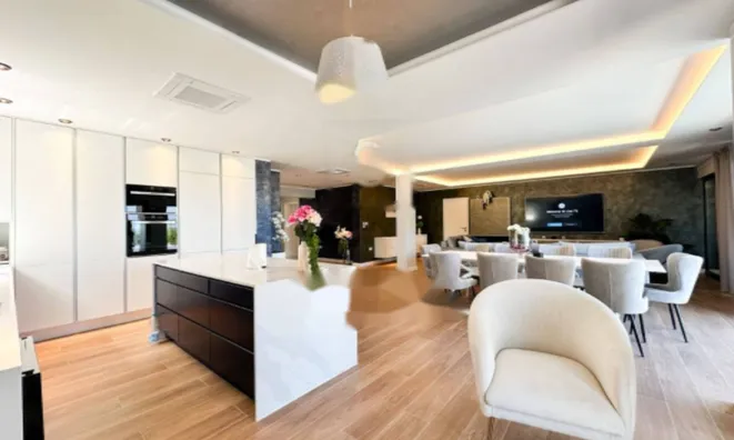 Недвижимость Семейный дом 400 м², Запад, Опатия: 7