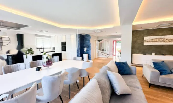 Недвижимость Семейный дом 400 м², Запад, Опатия: 12