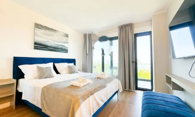 Недвижимость Семейный дом 400 м², Запад, Опатия: 26