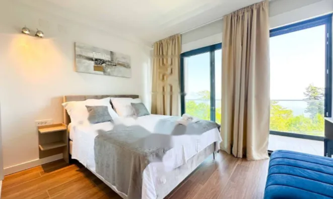 Недвижимость Семейный дом 400 м², Запад, Опатия: 31