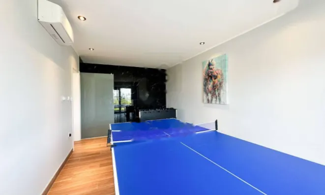 Недвижимость Семейный дом 400 м², Запад, Опатия: 39