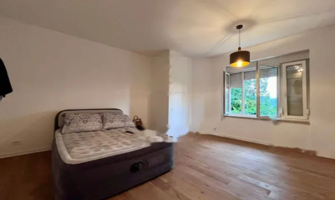 Недвижимость Четырёхкомнатная квартира Центр: 13