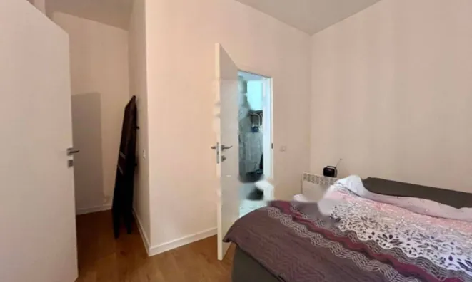 Недвижимость Четырёхкомнатная квартира Центр: 16