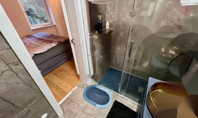 Недвижимость Четырёхкомнатная квартира Центр: 17