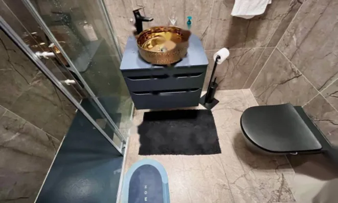 Недвижимость Четырёхкомнатная квартира Центр: 18