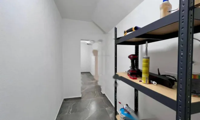 Недвижимость Четырёхкомнатная квартира Центр: 25