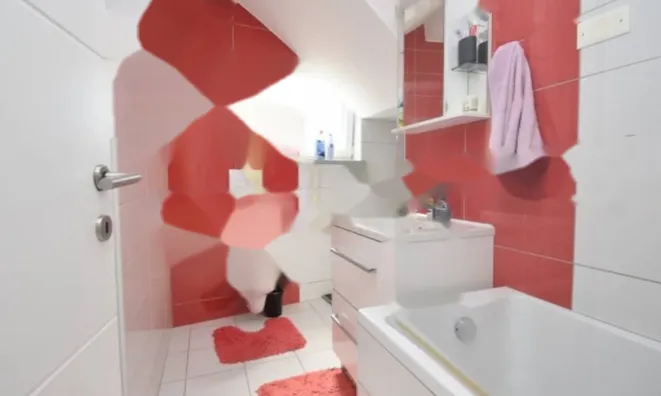 Недвижимость Трехкомнатная квартира в центре: 11