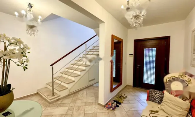 Недвижимость Семейный дом в Опатии: 4