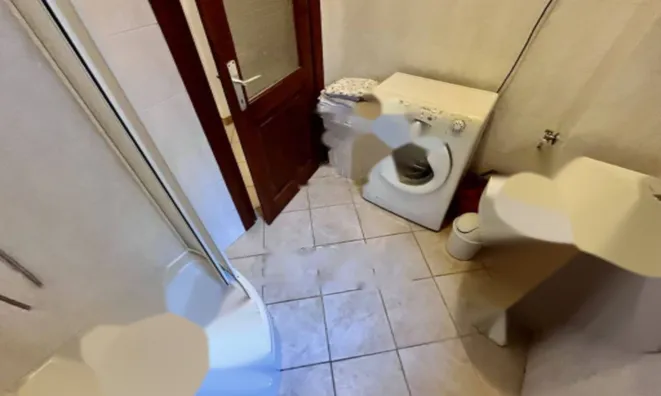 Недвижимость Трехкомнатная квартира в центре: 15