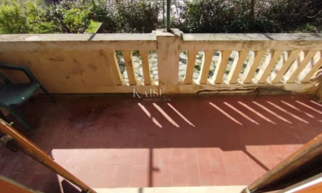 Недвижимость Трехкомнатная квартира в Центре: 8