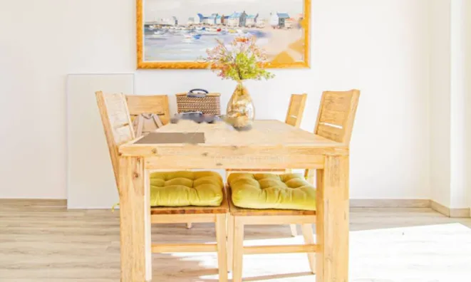 Недвижимость Двухкомнатная квартира Центр: 9