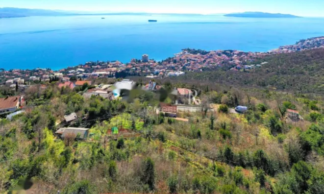 Недвижимость Двухкомнатная квартира Центр: 12