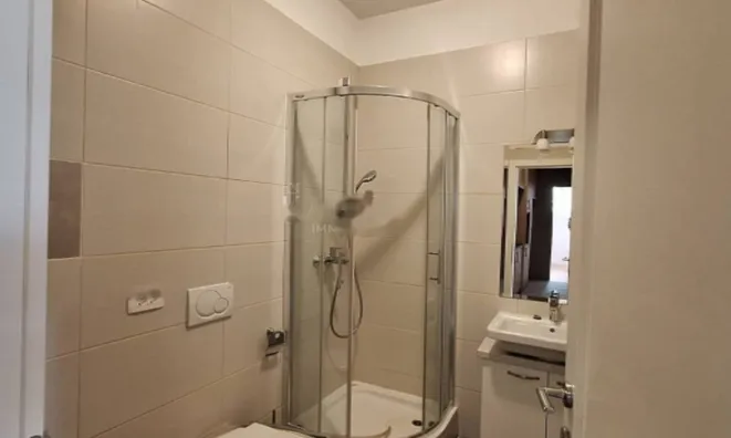 Недвижимость Квартира с подвалом, центр опатии: 10