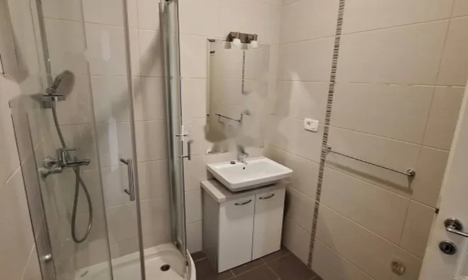 Недвижимость Квартира с подвалом, центр опатии: 11