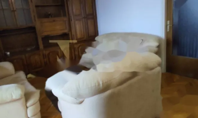 Недвижимость Трехкомнатная квартира в центре: 5