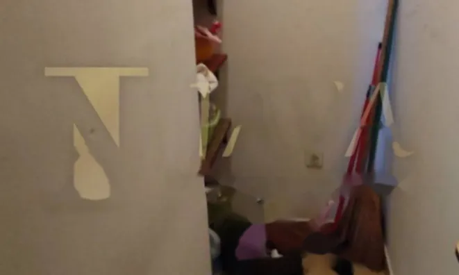 Недвижимость Трехкомнатная квартира в центре: 11