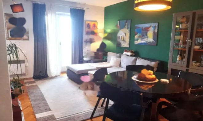 Недвижимость Трехкомнатная квартира, центр: 3