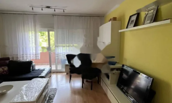 Недвижимость Квартира на первом этаже, Побри: 1