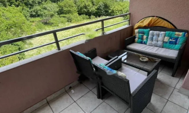 Недвижимость Квартира на первом этаже, Побри: 9