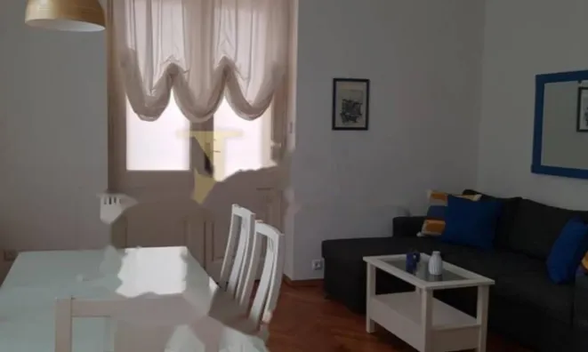 Недвижимость Четырехкомнатная квартира, Центр: 2