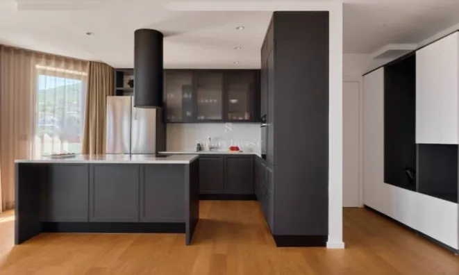 Недвижимость Четырехкомнатная квартира в центре Опатии: 11