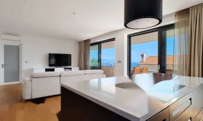 Недвижимость Четырехкомнатная квартира в центре Опатии: 17