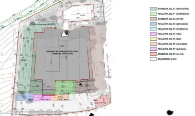 Недвижимость Трёхкомнатная квартира Центр: 10