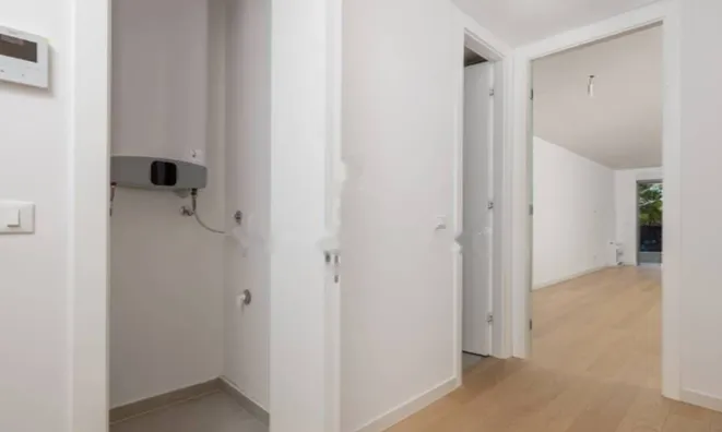 Недвижимость Трёхкомнатная квартира в Центре: 11