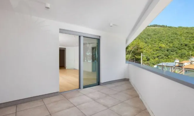 Недвижимость Квартира в центре Опатии: 1