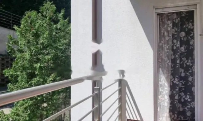 Недвижимость Трехкомнатная квартира в центре: 16