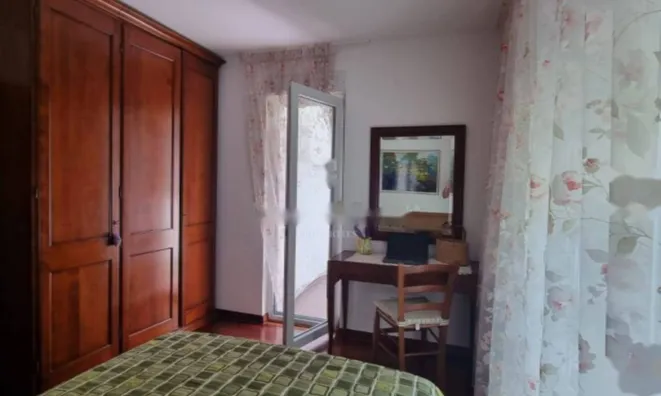 Недвижимость Трехкомнатная квартира в центре: 20