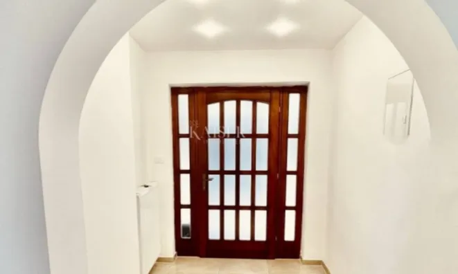 Недвижимость Трехкомнатная квартира в Опатии: 4