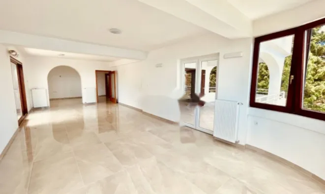 Недвижимость Трехкомнатная квартира в Опатии: 9