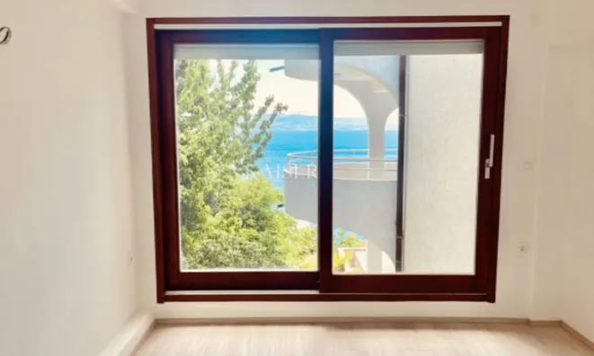 Недвижимость Трехкомнатная квартира в Опатии: 19