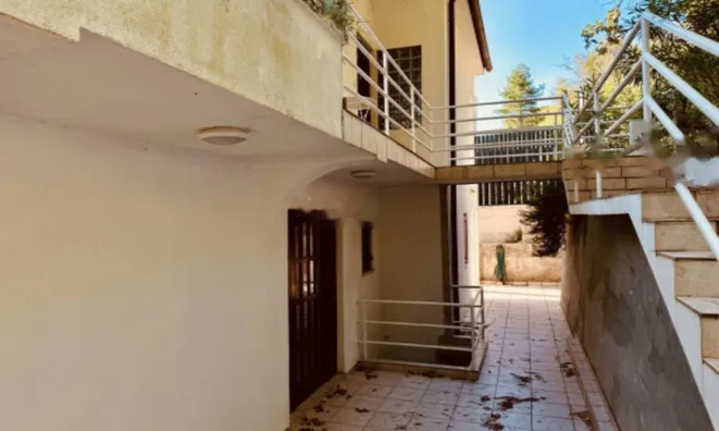 Недвижимость Трехкомнатная квартира в Опатии: 34