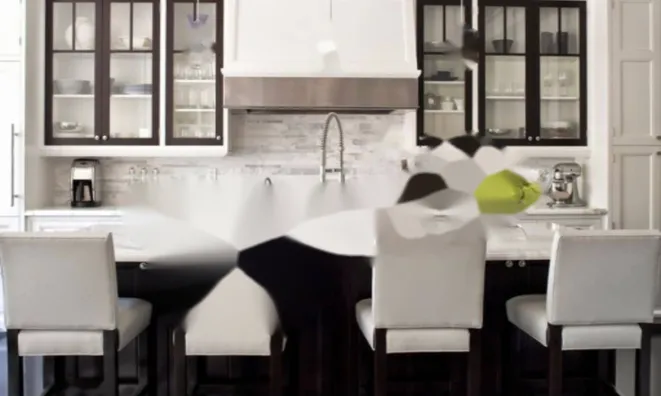 Недвижимость Трёхкомнатная квартира в центре: 3