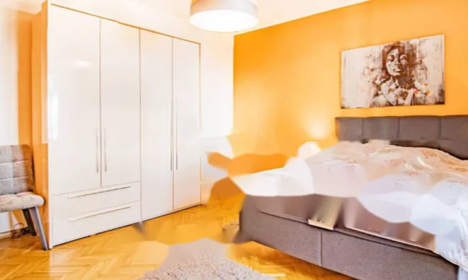 Недвижимость Четырехкомнатная квартира центр: 5