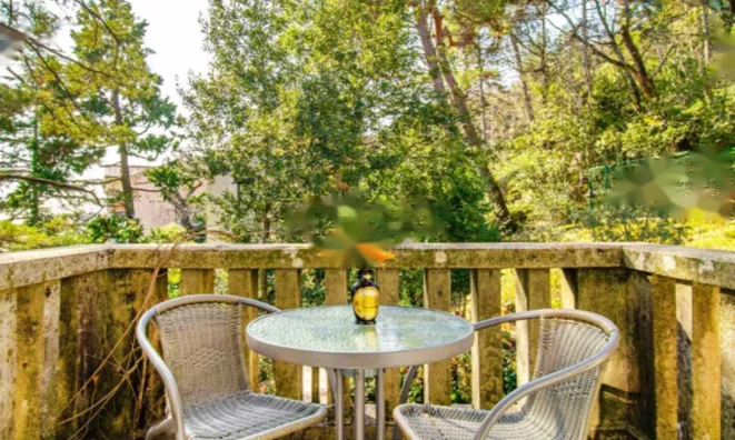 Недвижимость Четырехкомнатная квартира центр: 8