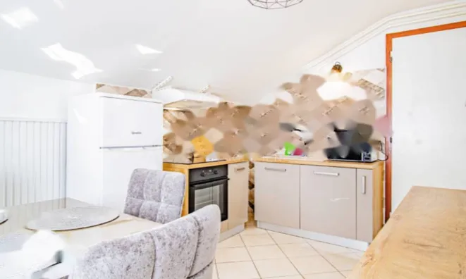 Недвижимость Четырехкомнатная квартира центр: 12