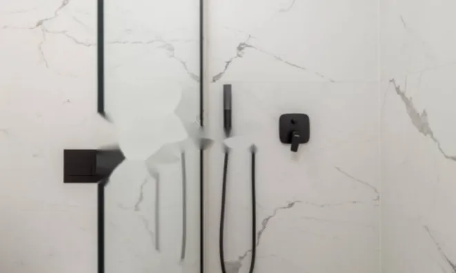 Недвижимость Трёхкомнатная квартира, Центр: 21